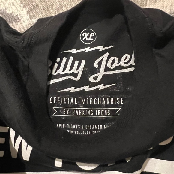 Authentic Billy Joel MSG 2016 Concert T-Shirt - Picture 3 of 3